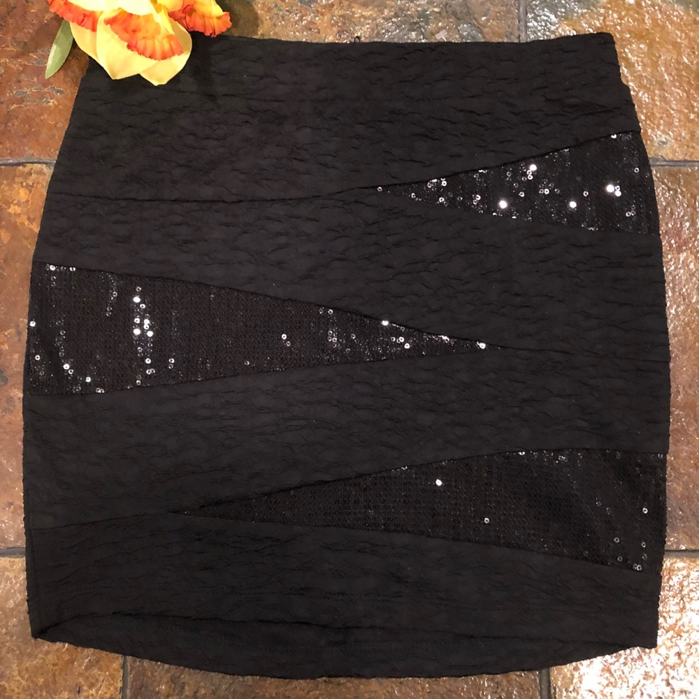 Forever 21 Mini Black Skirt